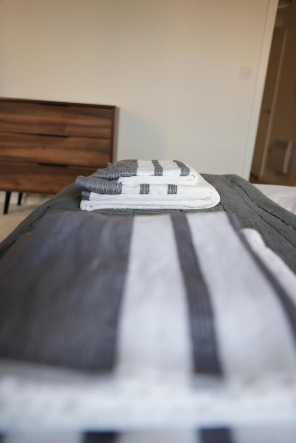 Southbank Leeds Apartment. New! With Free Parking エクステリア 写真